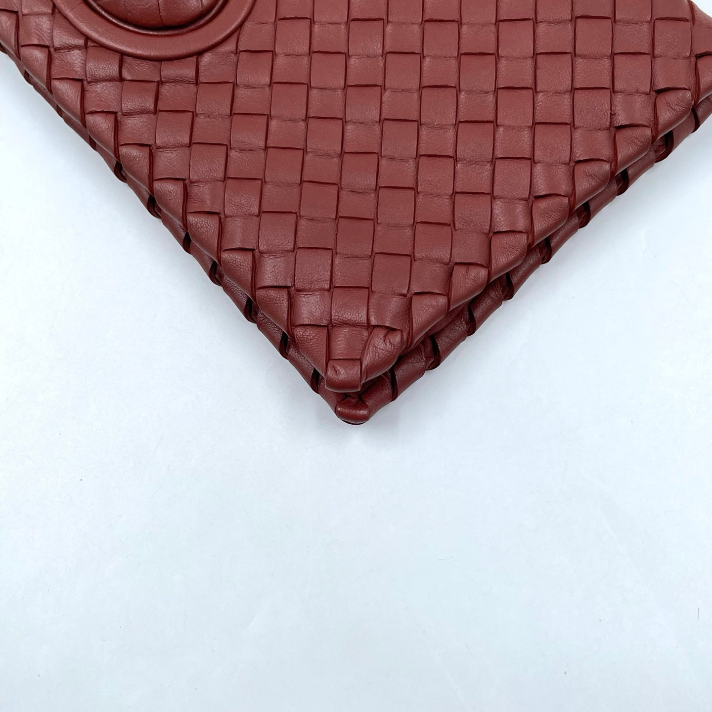 Bottega Veneta Intrecciato Turn-Lock Clutch in Barolo