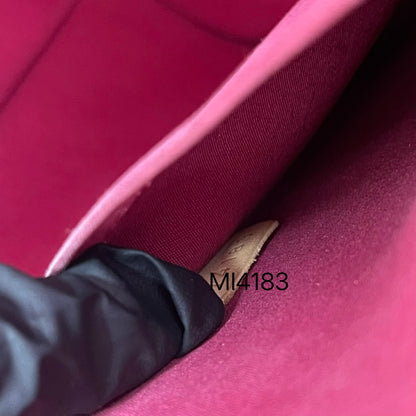 Louis Vuitton Alma PM Monogram Vernis in Pomme d’Amour
