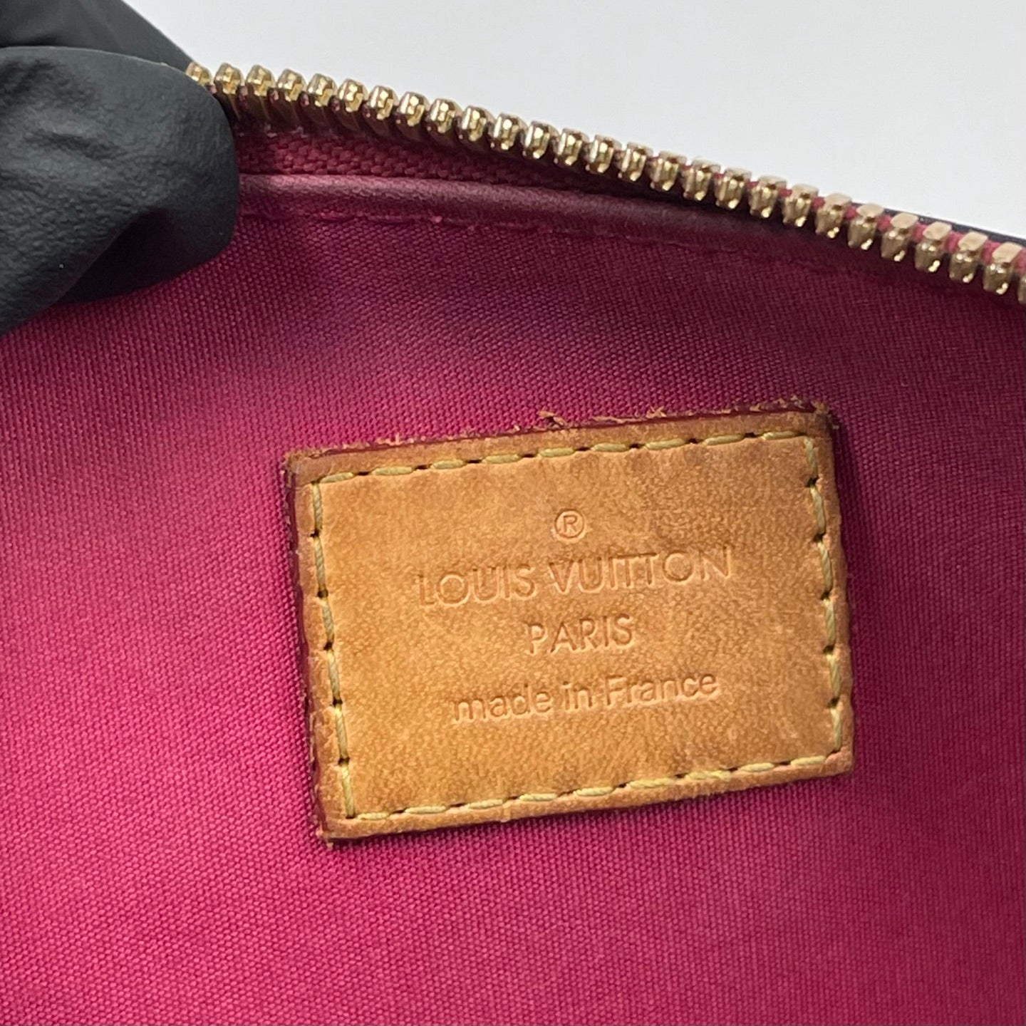 Louis Vuitton Alma PM Monogram Vernis in Pomme d’Amour