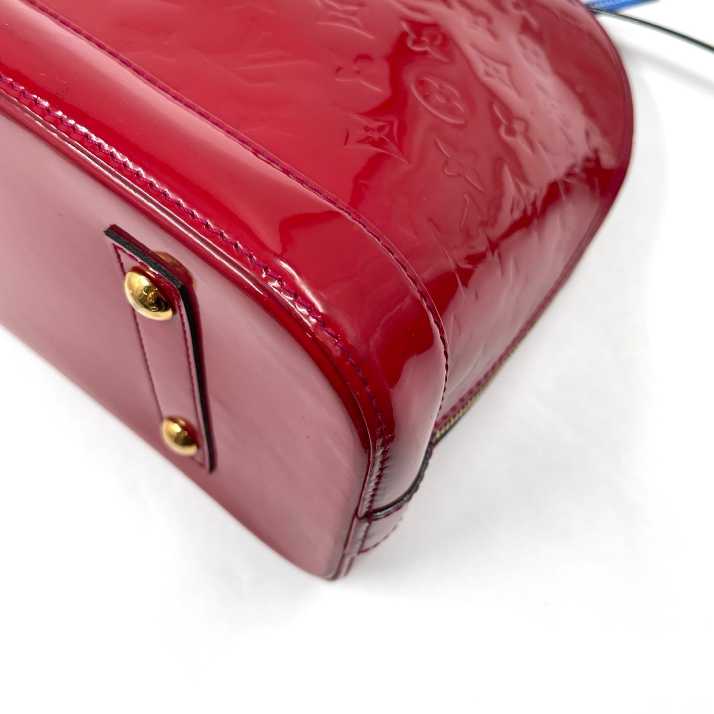 Louis Vuitton Alma PM Monogram Vernis in Pomme d’Amour