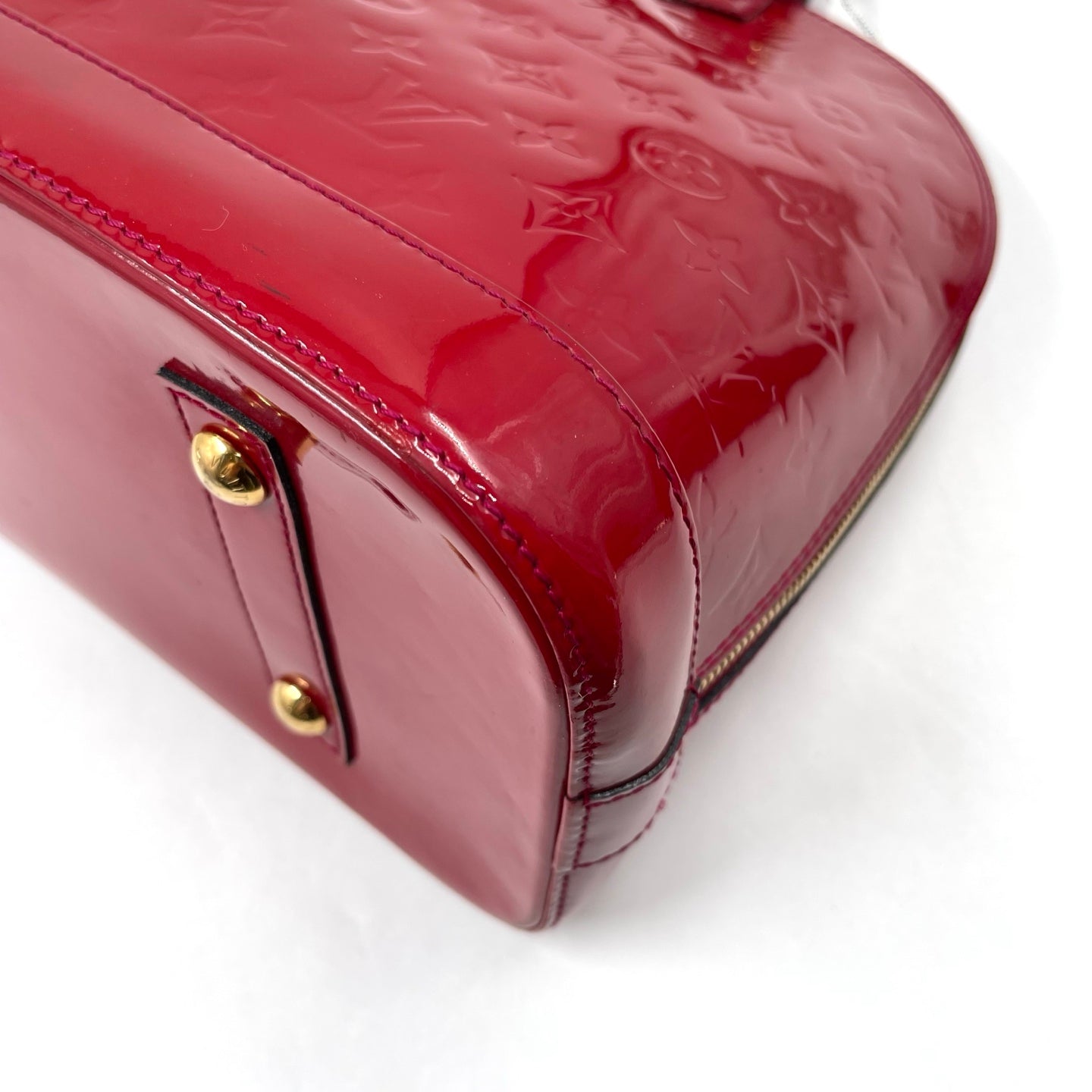 Louis Vuitton Alma PM Monogram Vernis in Pomme d’Amour