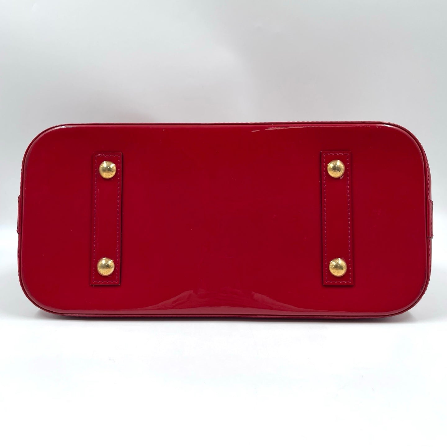 Louis Vuitton Alma PM Monogram Vernis in Pomme d’Amour