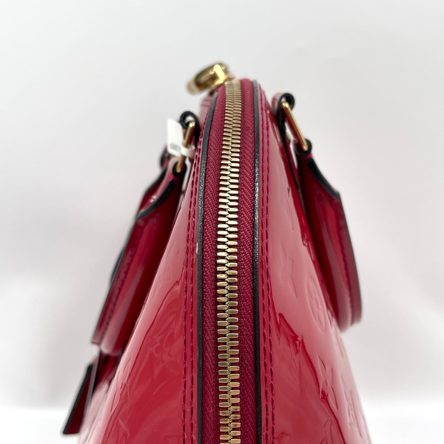 Louis Vuitton Alma PM Monogram Vernis in Pomme d’Amour