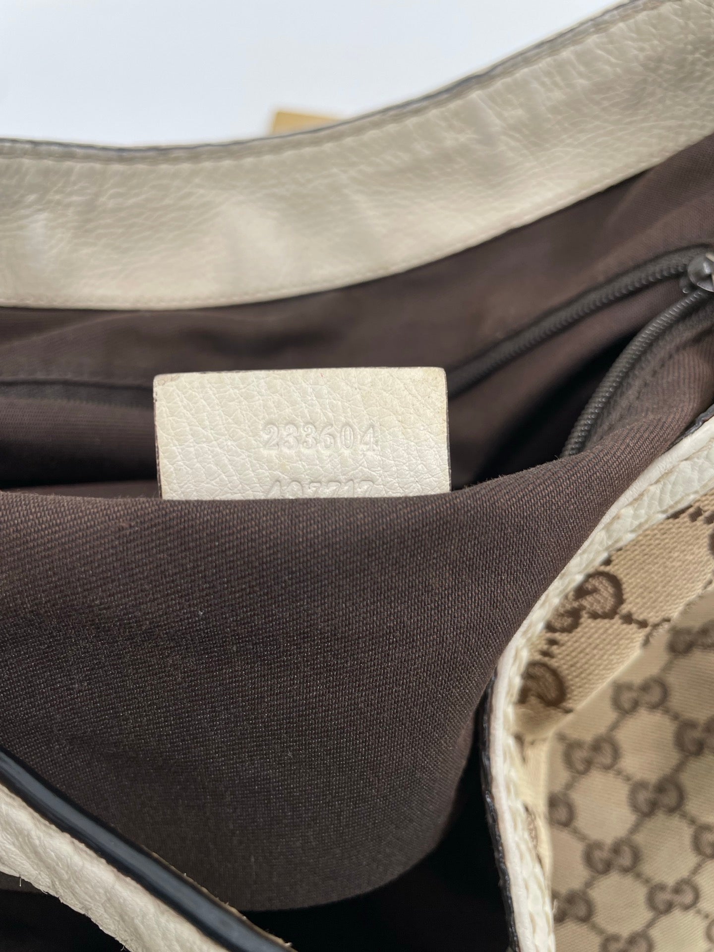 Gucci GG Canvas New Ladies Web Large Hobo