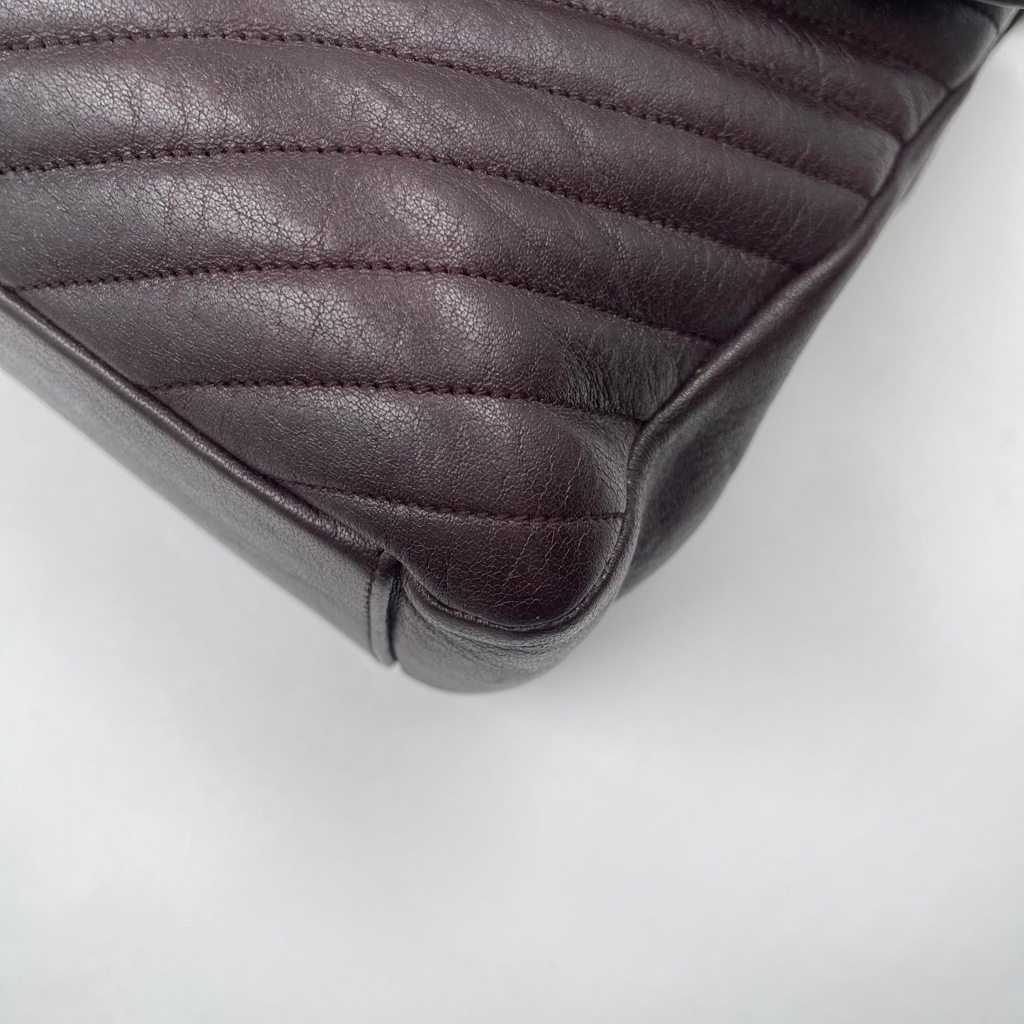 Saint Laurent Medium Collège Shoulder Bag in Bordeaux