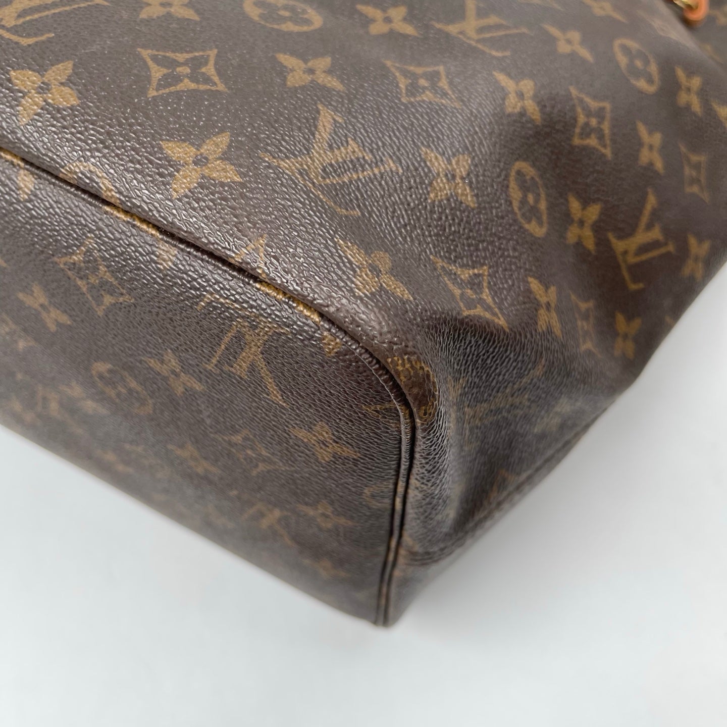 Louis Vuitton Neverfull GM Monogram Tote