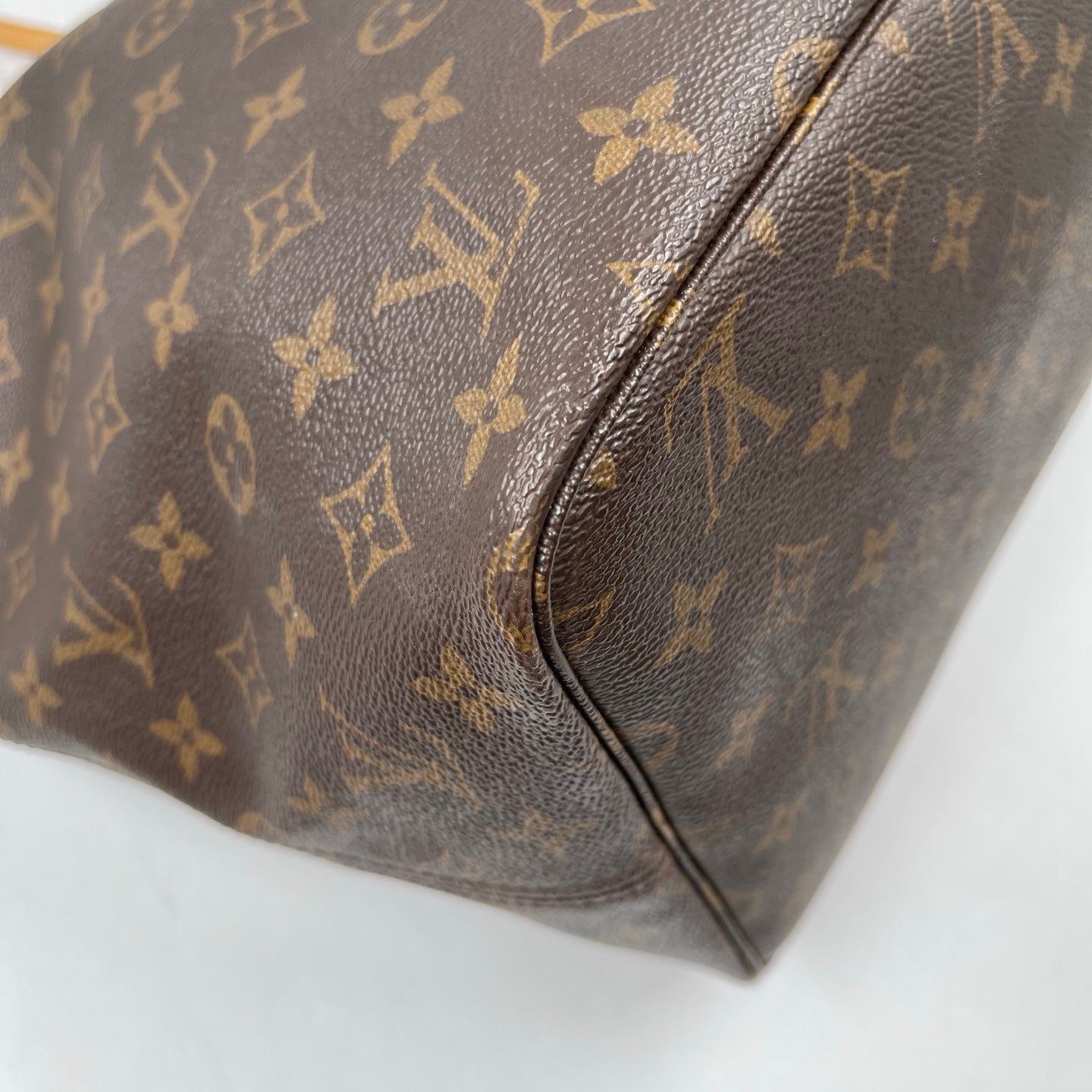 Louis Vuitton Neverfull GM Monogram Tote