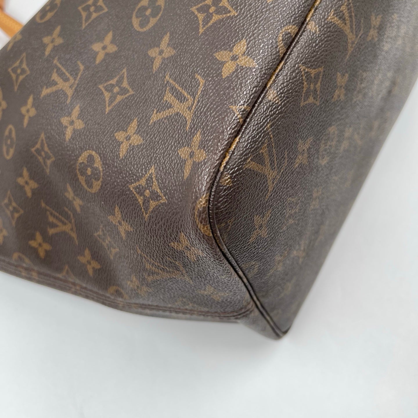 Louis Vuitton Neverfull GM Monogram Tote