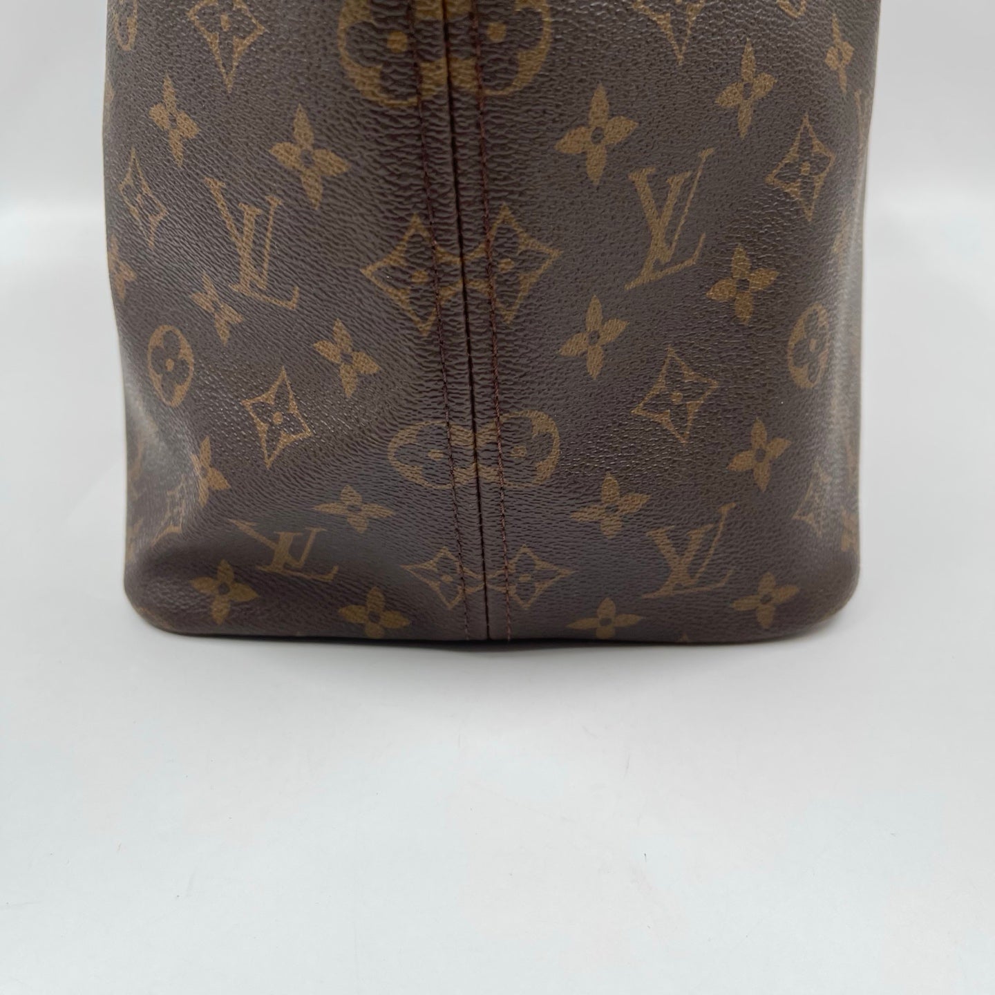Louis Vuitton Neverfull GM Monogram Tote