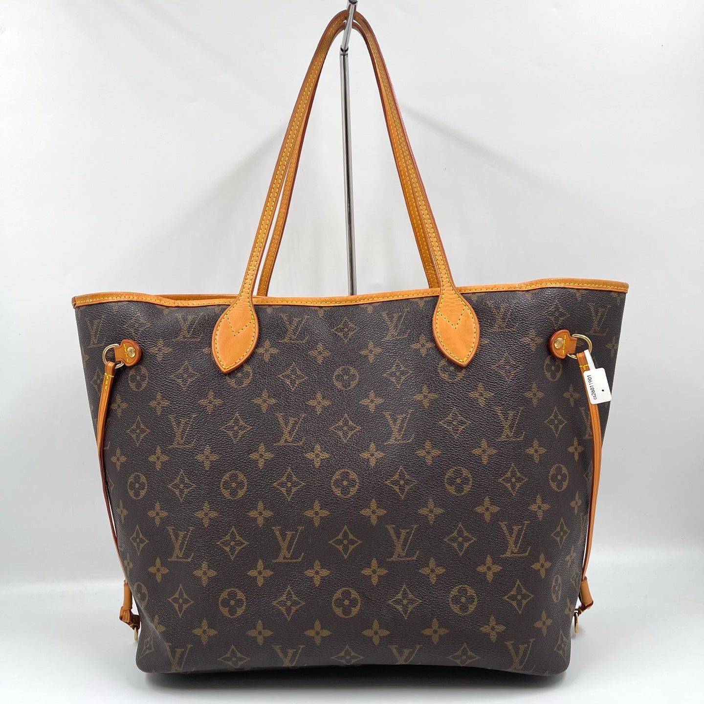 Louis Vuitton MM Neverfull Monogram Canvas Tote Bag with Beige Interior
