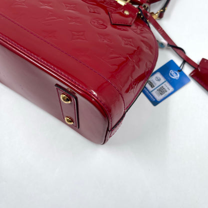Louis Vuitton Alma BB Monogram Vernis in Pomme d’Amour