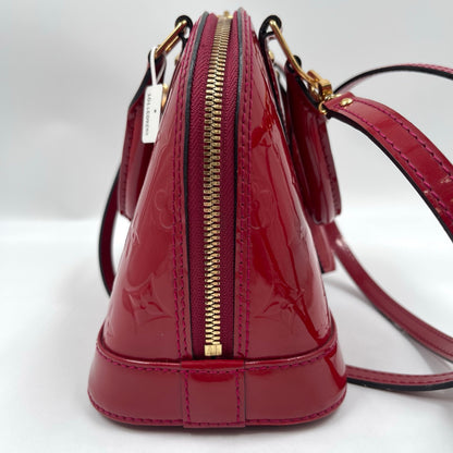 Louis Vuitton Alma BB Monogram Vernis in Pomme d’Amour