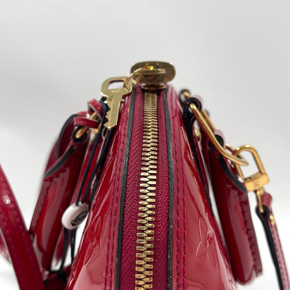 Louis Vuitton Alma BB Monogram Vernis in Pomme d’Amour