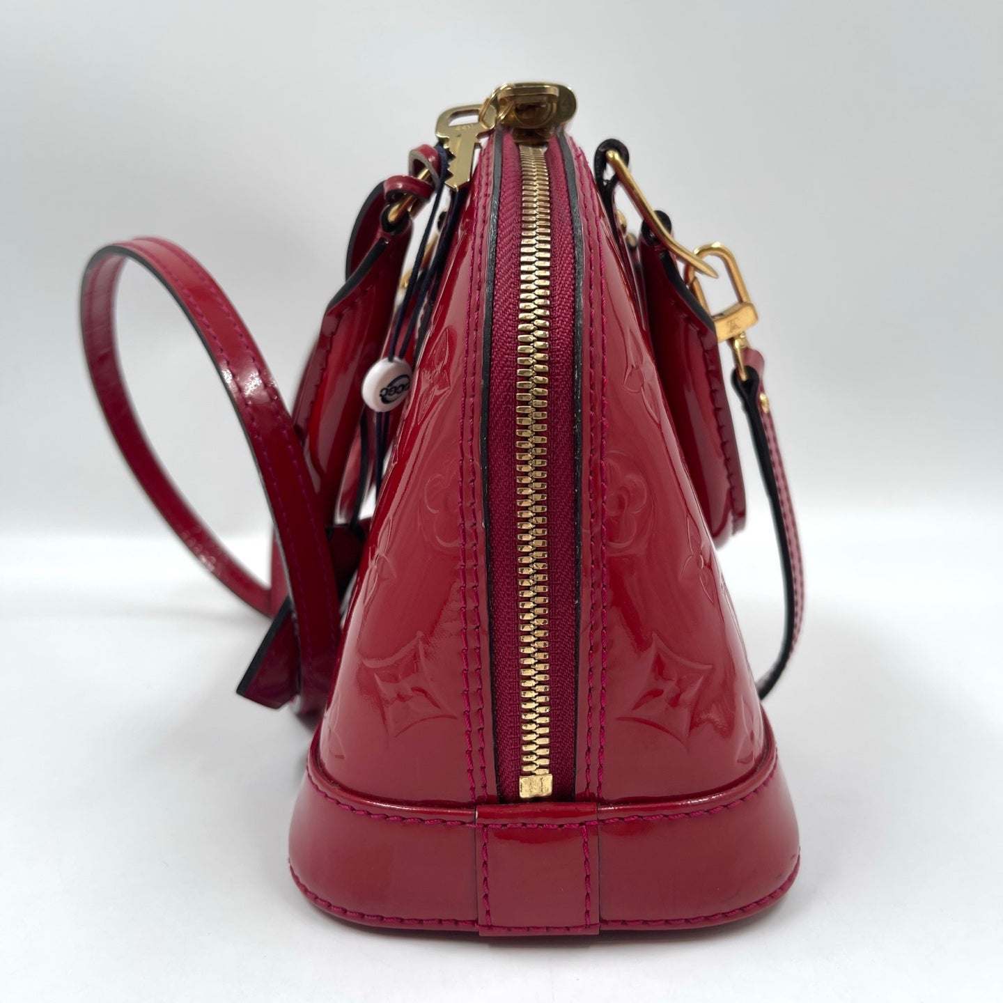 Louis Vuitton Alma BB Monogram Vernis in Pomme d’Amour