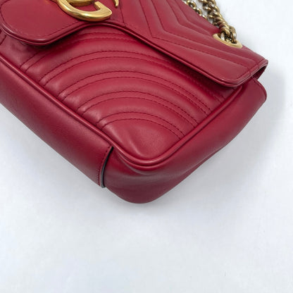Gucci GG Marmont Small Matelassé Shoulder Bag in Hibiscus Red