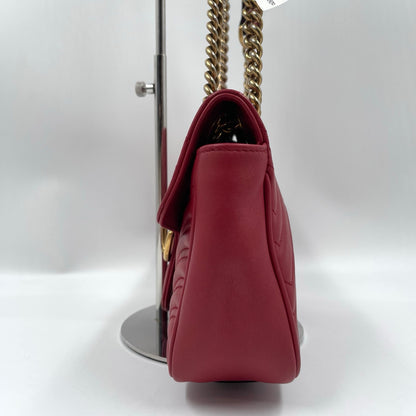 Gucci GG Marmont Small Matelassé Shoulder Bag in Hibiscus Red