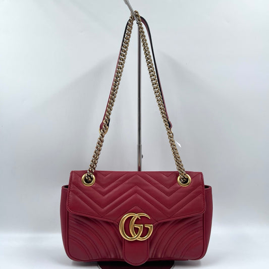 Gucci GG Marmont Small Matelassé Shoulder Bag in Hibiscus Red