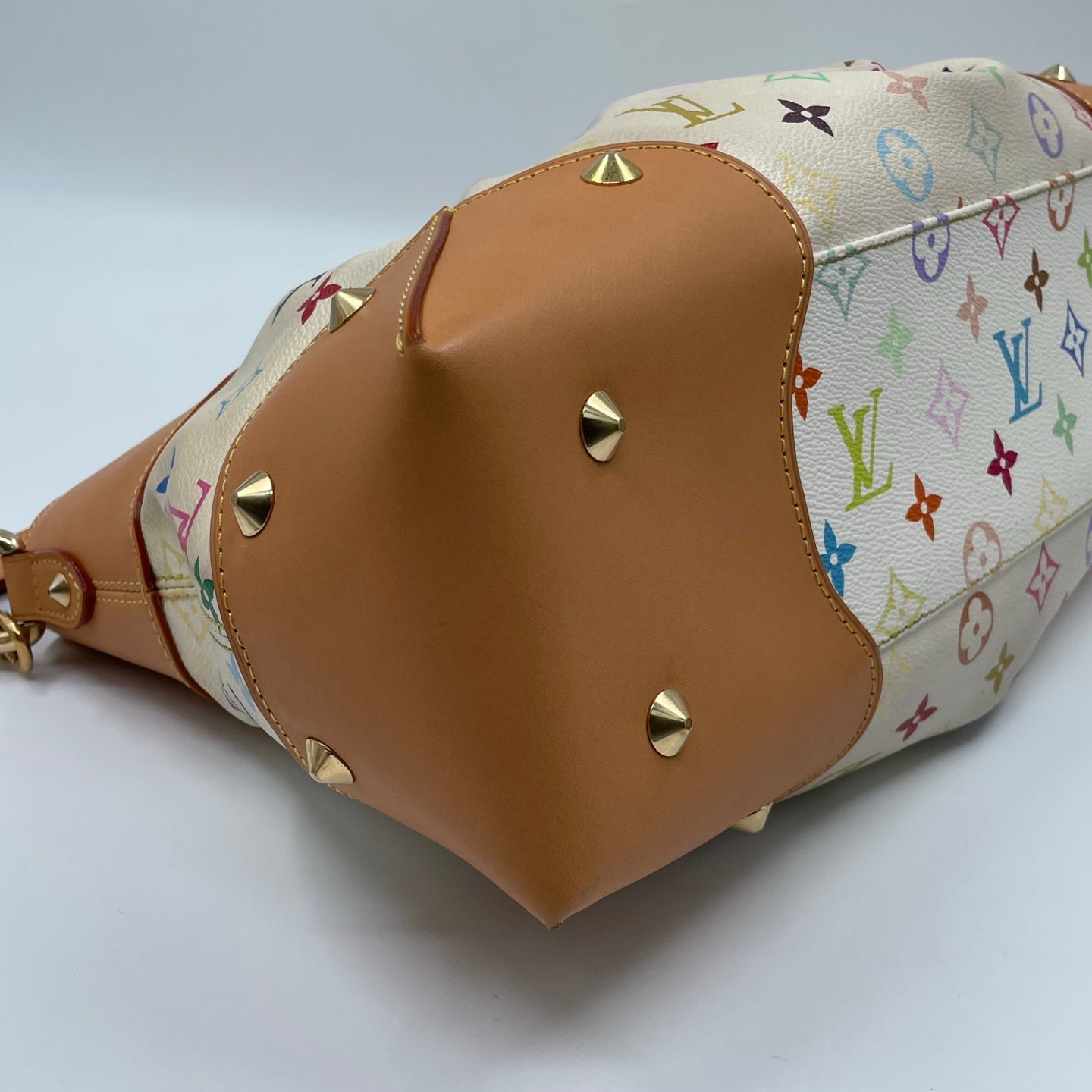 Louis Vuitton x Takashi Murakami Monogram Multicolore Judy GM in White