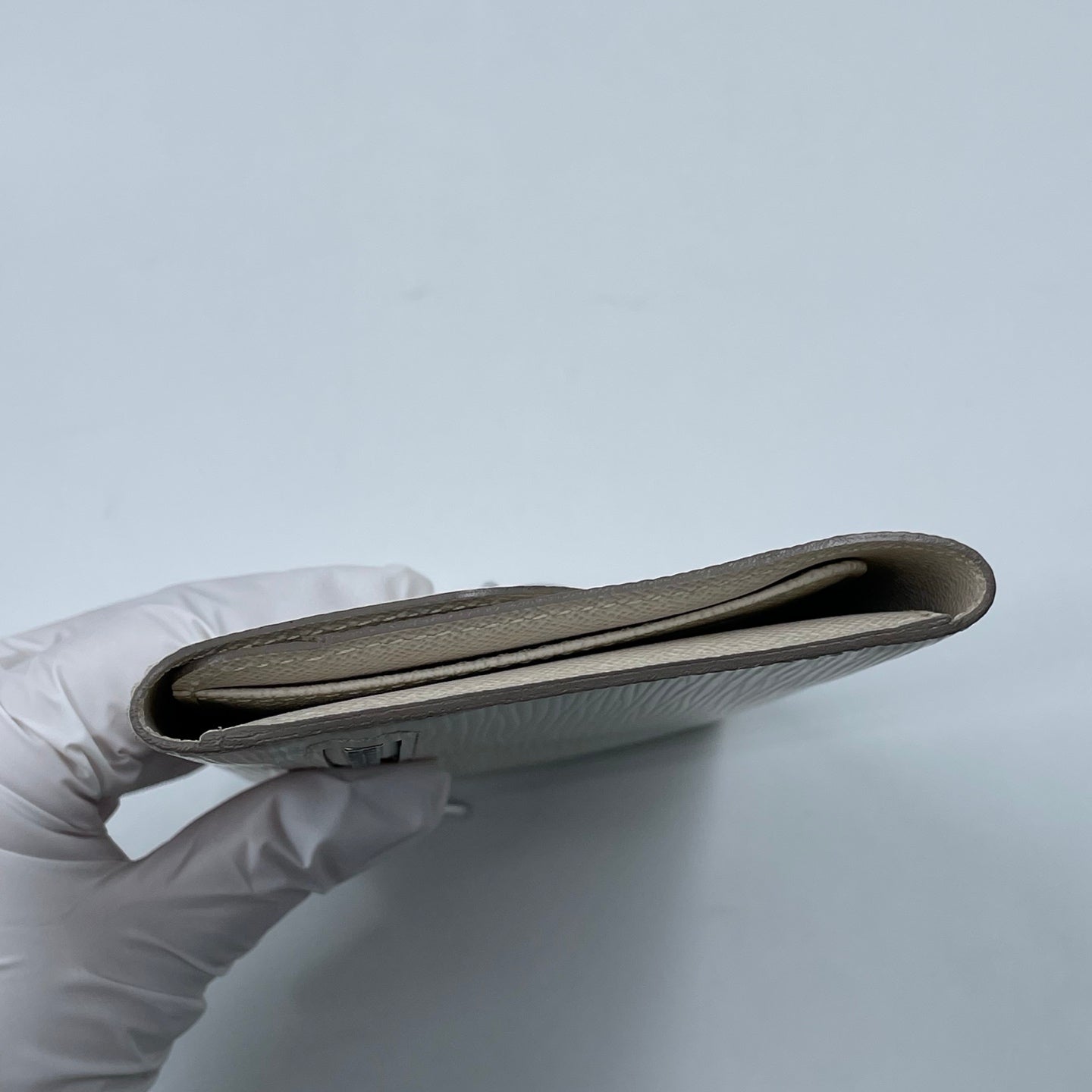 Louis Vuitton Epi Eugénie Wallet in Light Ivory