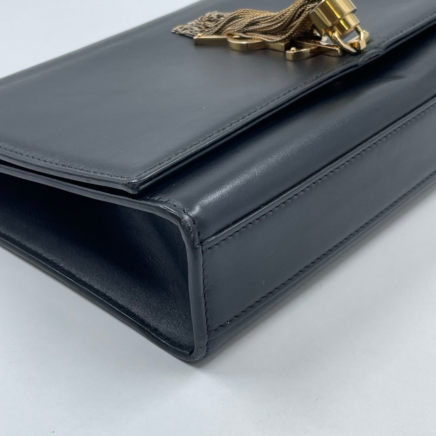 Saint Laurent Medium Kate Tassel Shoulder Bag in Black