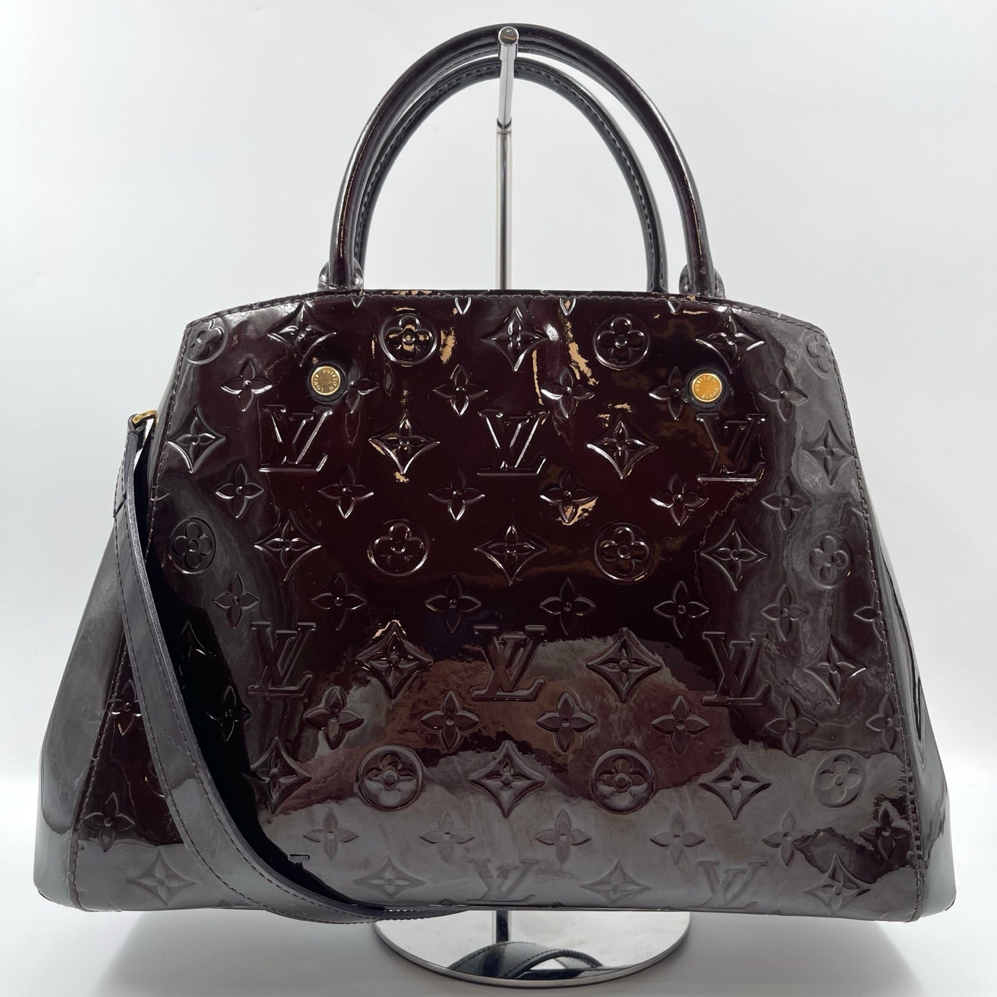 Louis Vuitton Montaigne MM Monogram Vernis in Amarante