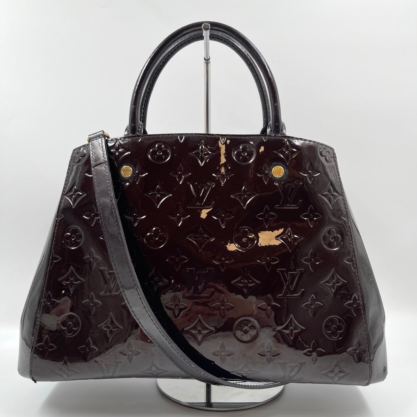 Louis Vuitton Montaigne MM Monogram Vernis in Amarante