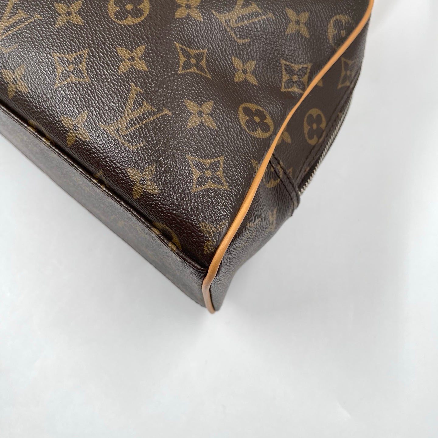 Louis Vuitton Manhattan PM Monogram Satchel