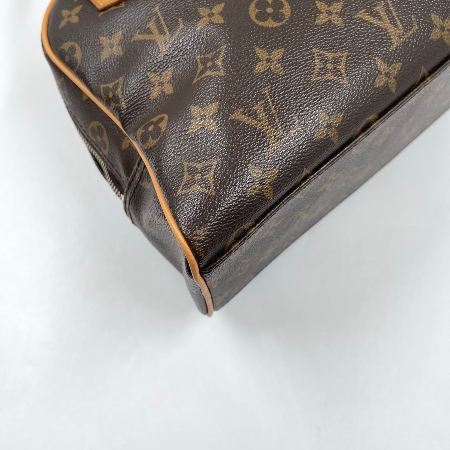 Louis Vuitton Manhattan PM Monogram Satchel