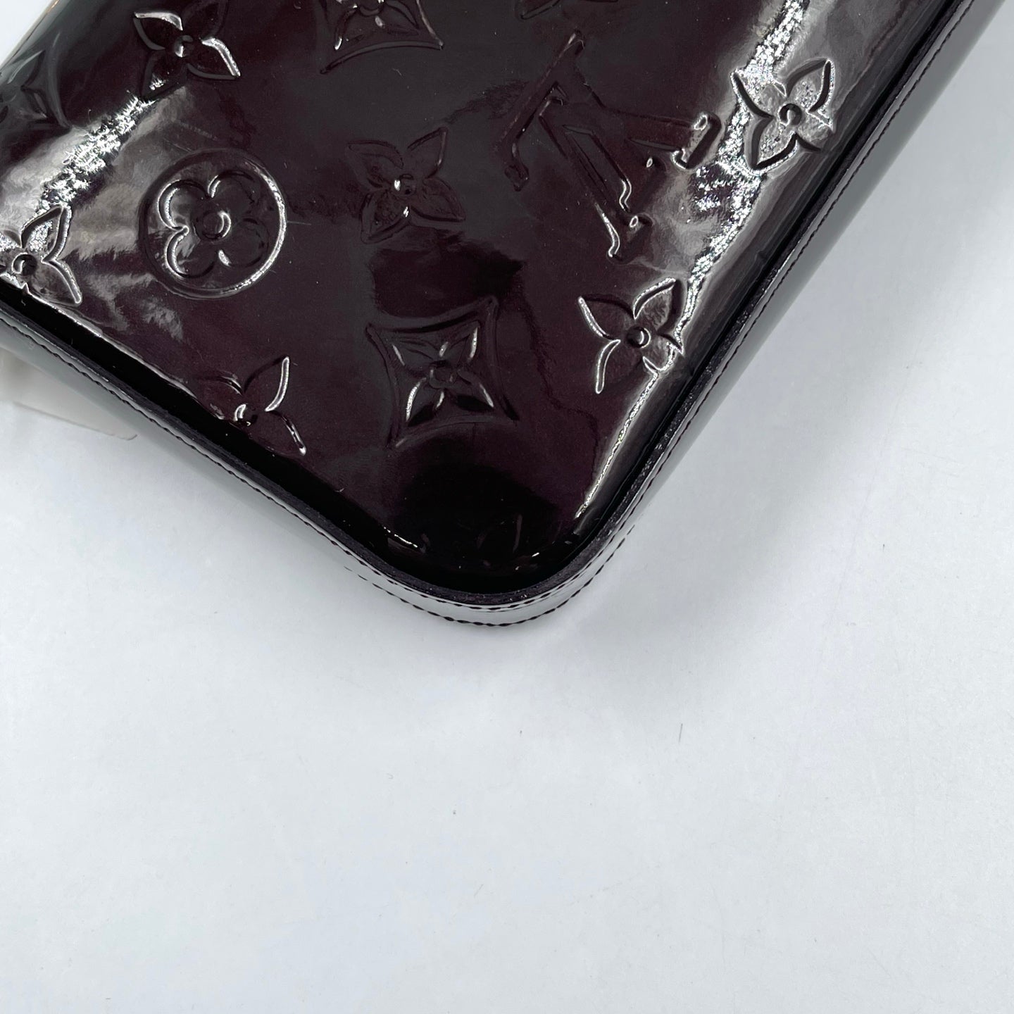 Louis Vuitton Félicie Pochette Monogram Vernis in Amarante
