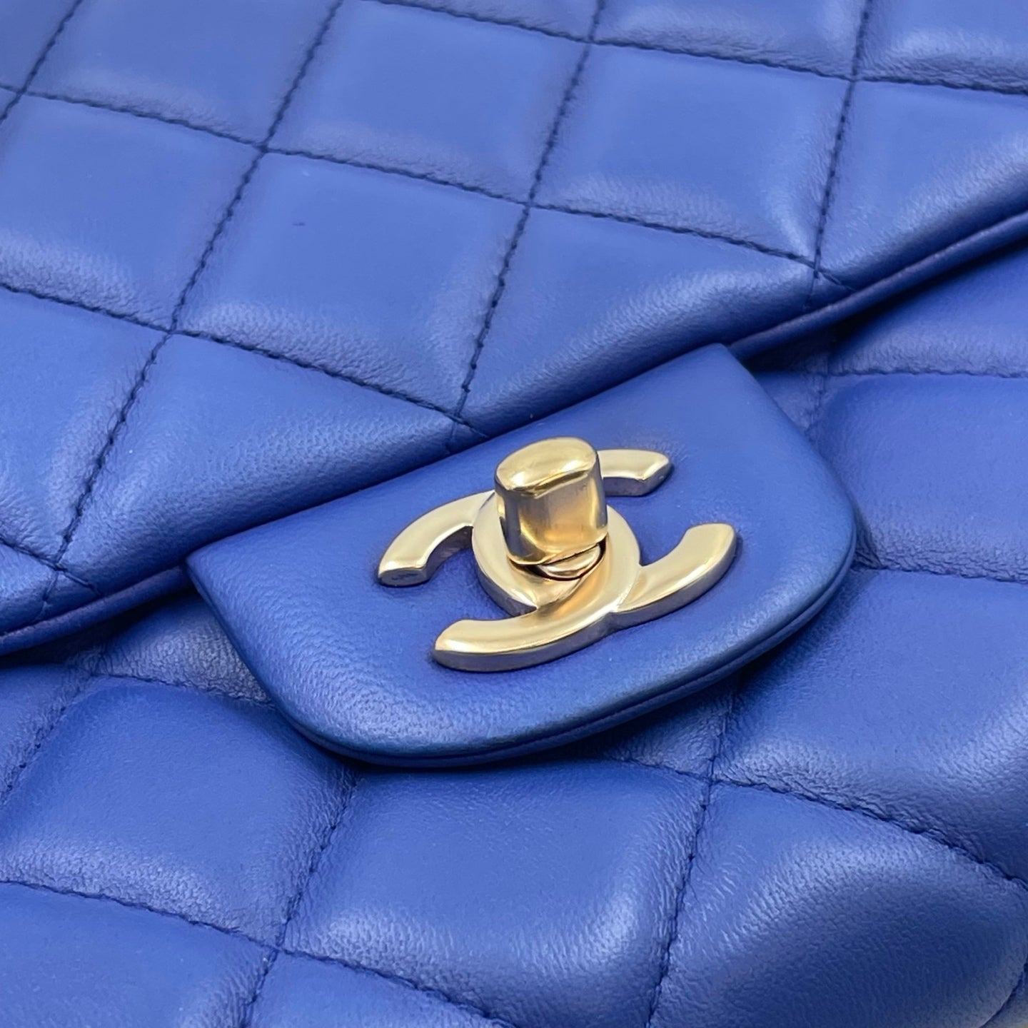 Chanel Medium Slim Single Flap Gold Hardware Lambskin Leather Bag In Blue