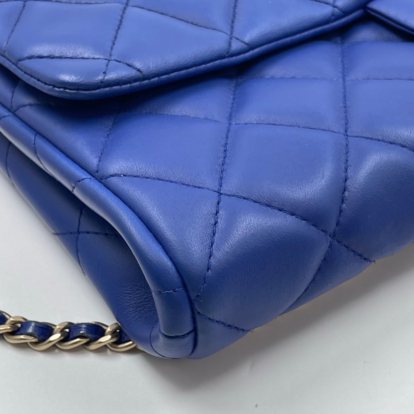 Chanel Medium Slim Single Flap Gold Hardware Lambskin Leather Bag In Blue