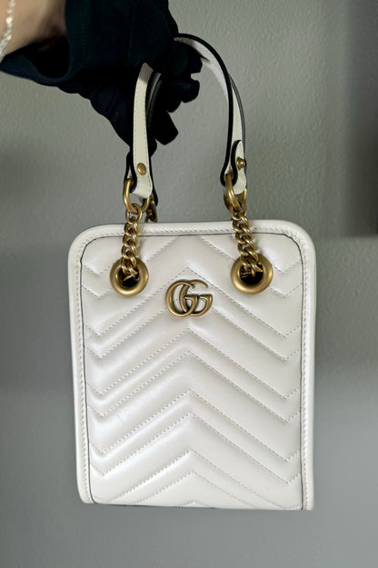 GUCCI GG Marmont Hand Bag