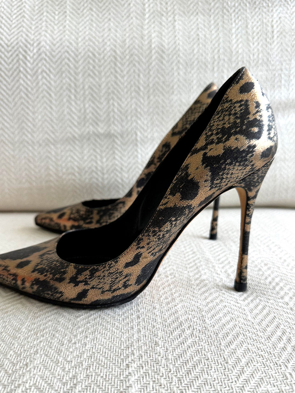 Sergio Rossi Gold and Black Pumps