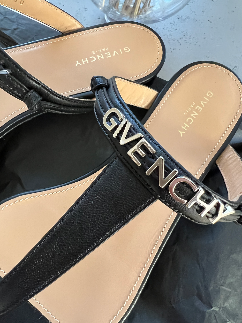 GIVENCHY LOGO- STRAP BLACK LEATHER SANDALS SLIDES