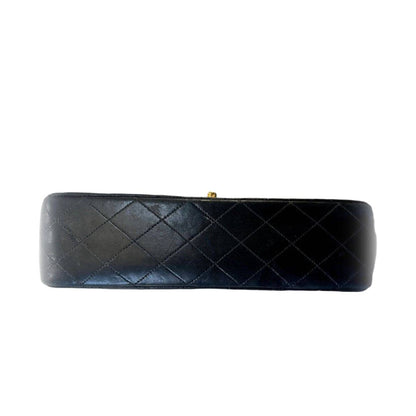 CHANEL Vintage Classic Flap Bag