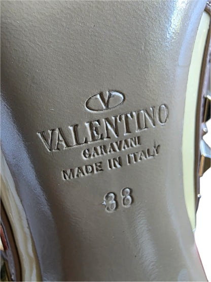 Valentino Garavani Pumps Heel Studs Leather Ivory