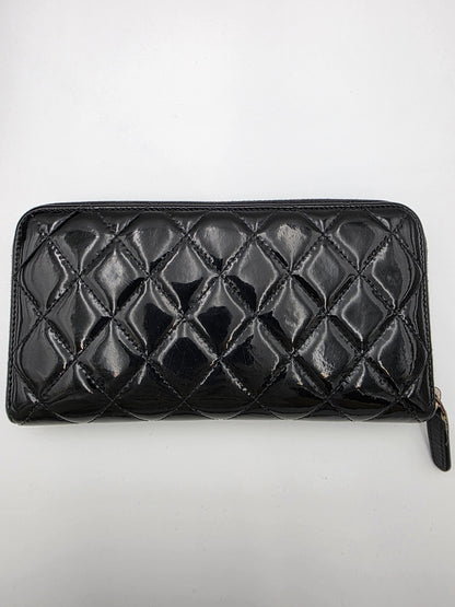 Chanel Patent Quilted Large Gusset Zip-Around Wallet in Black