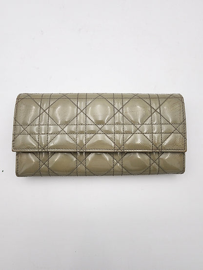 Christian Dior Lady Dior Rendez-Vous Short Chain Wallet Cannage Patent Leather