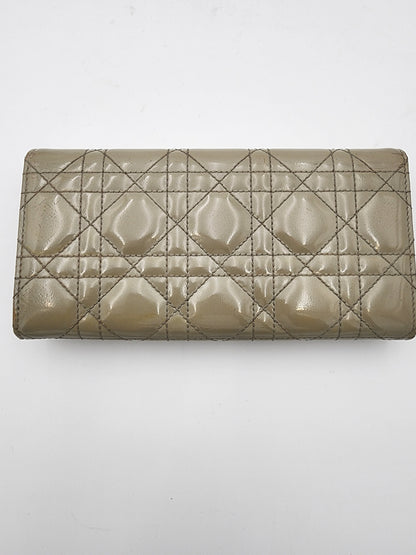 Christian Dior Lady Dior Rendez-Vous Short Chain Wallet Cannage Patent Leather