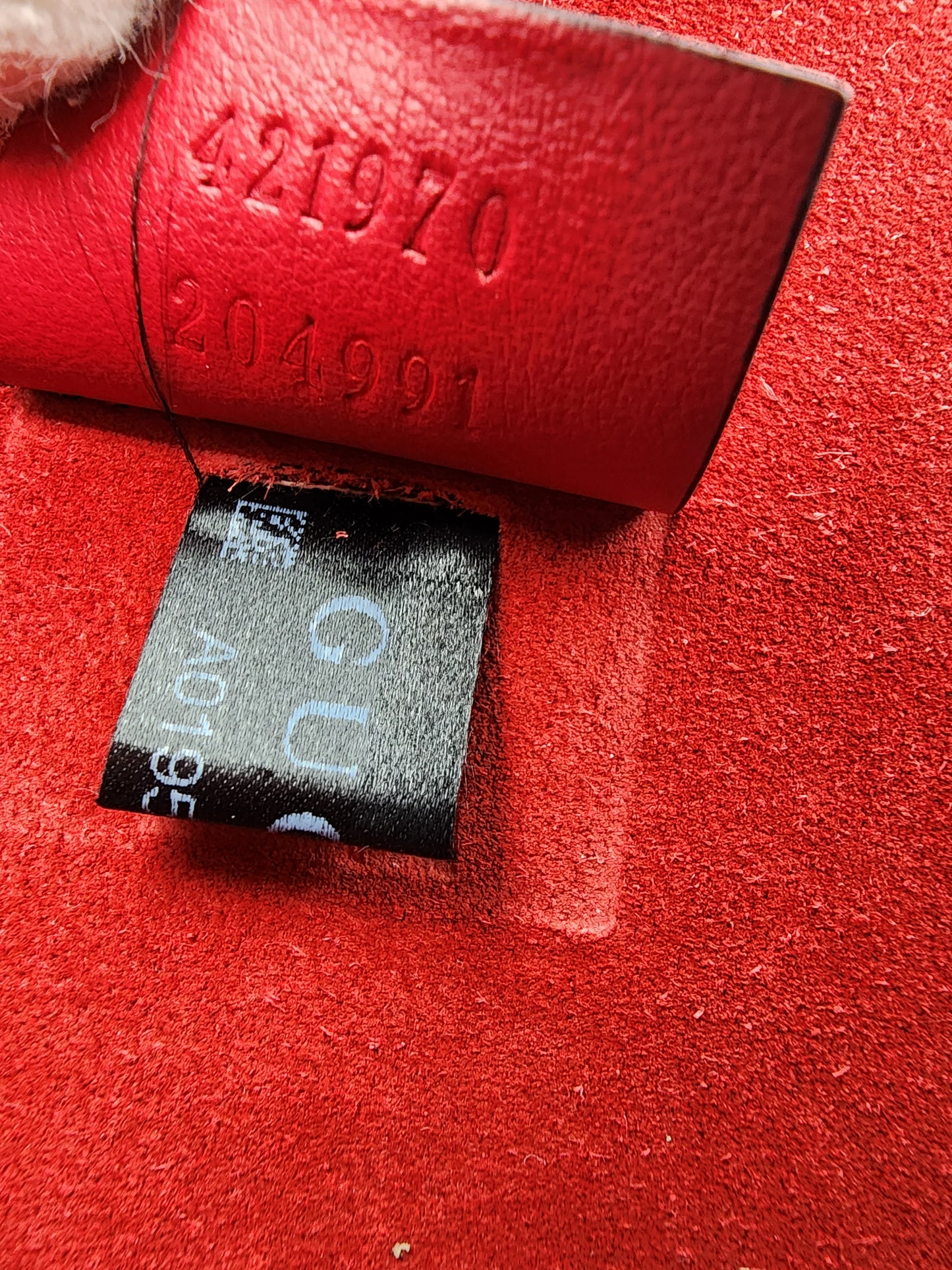 Gucci GG Supreme Mini Dionysus Shoulder Bag in Hibiscus Red