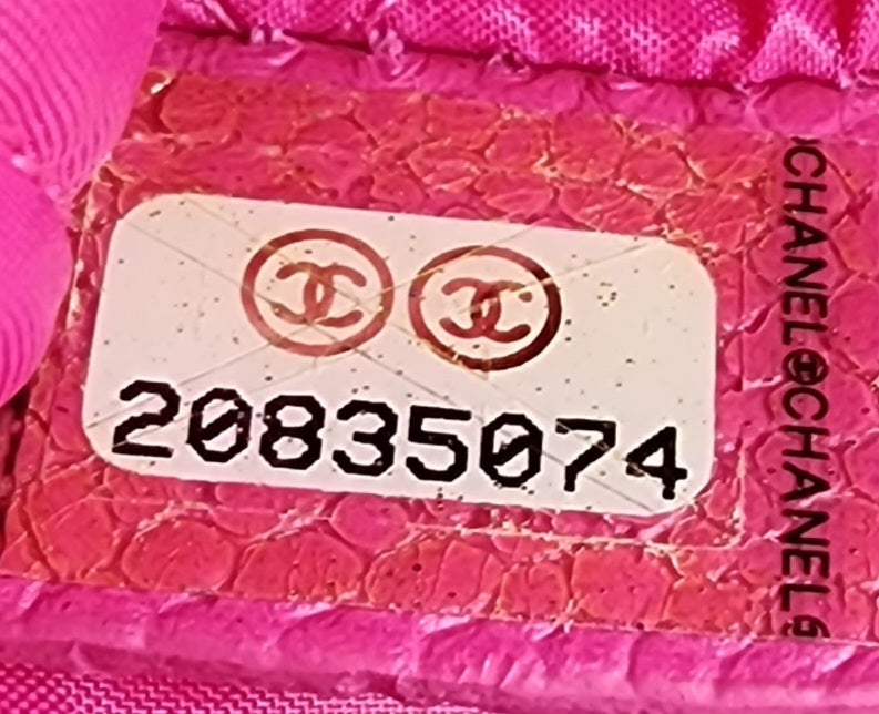 Chanel CC Classic Medium Clutch Bag Calfskin Leather