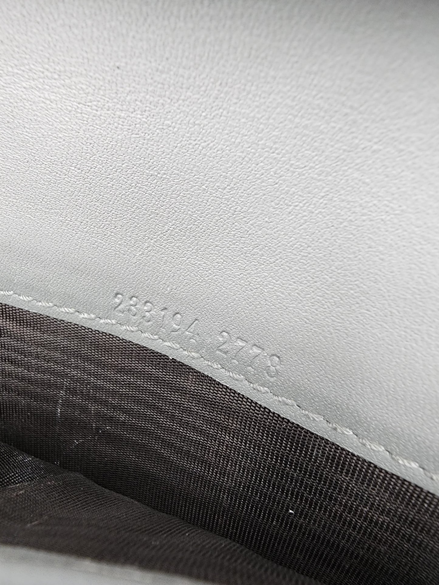 Gucci GG Supreme Zip Around Wallet Gray Accent