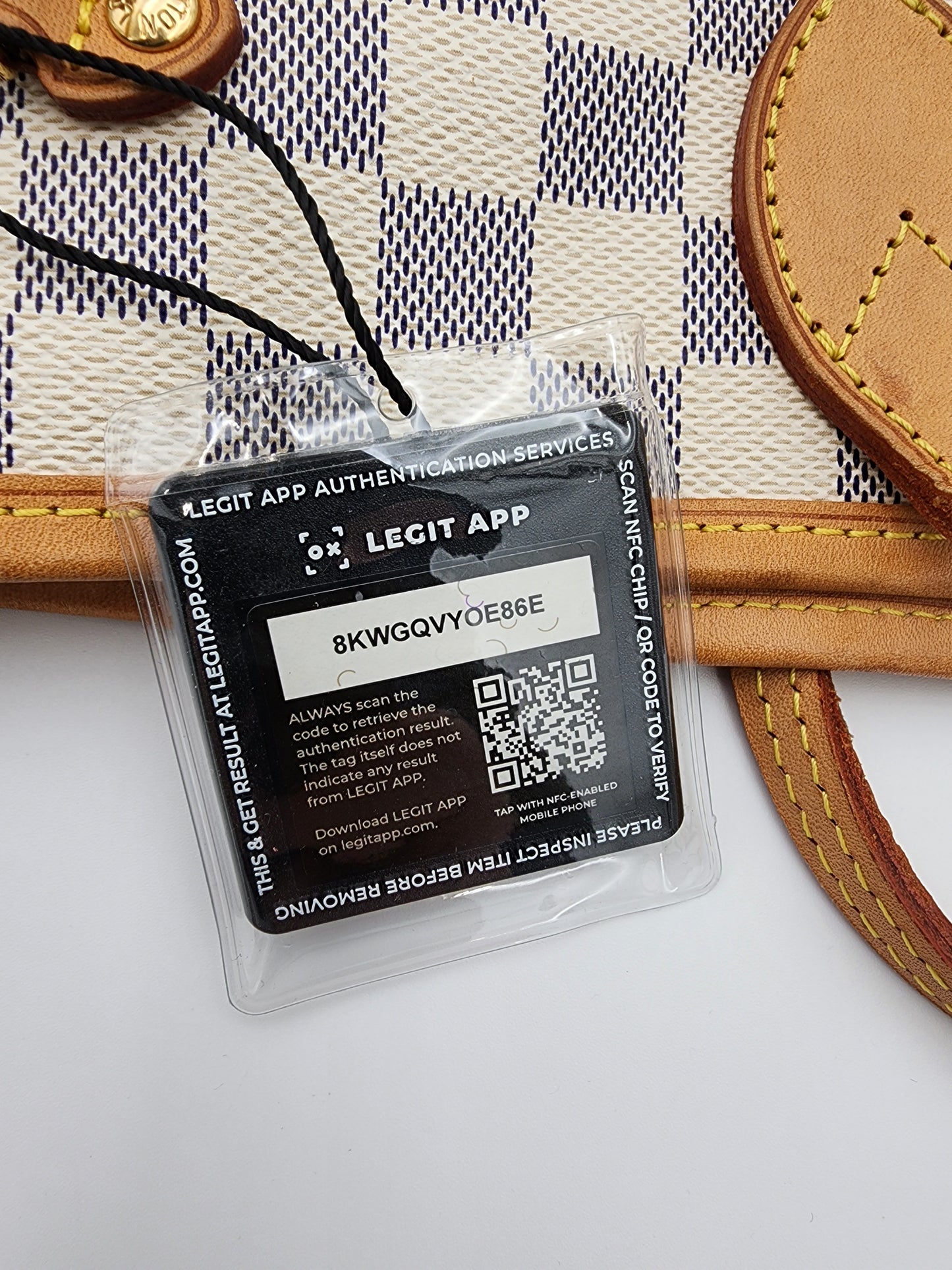 Louis Vuitton Neverfull MM Damier Azur