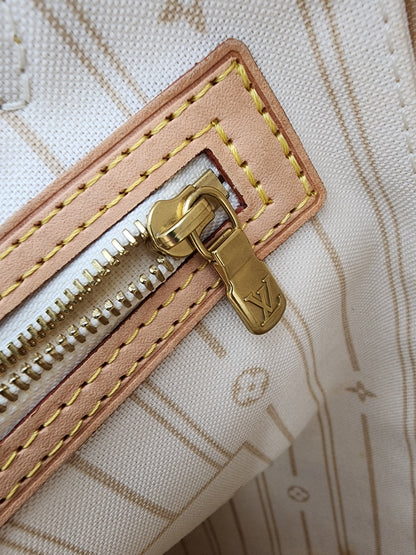 Louis Vuitton Neverfull MM Damier Azur