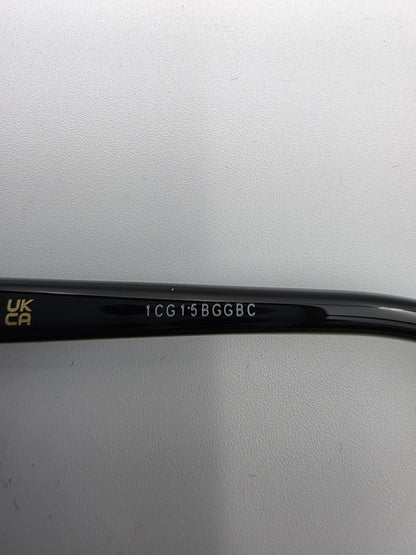 Gucci GG0369S Oversized Cat-Eye Sunglasses in Black