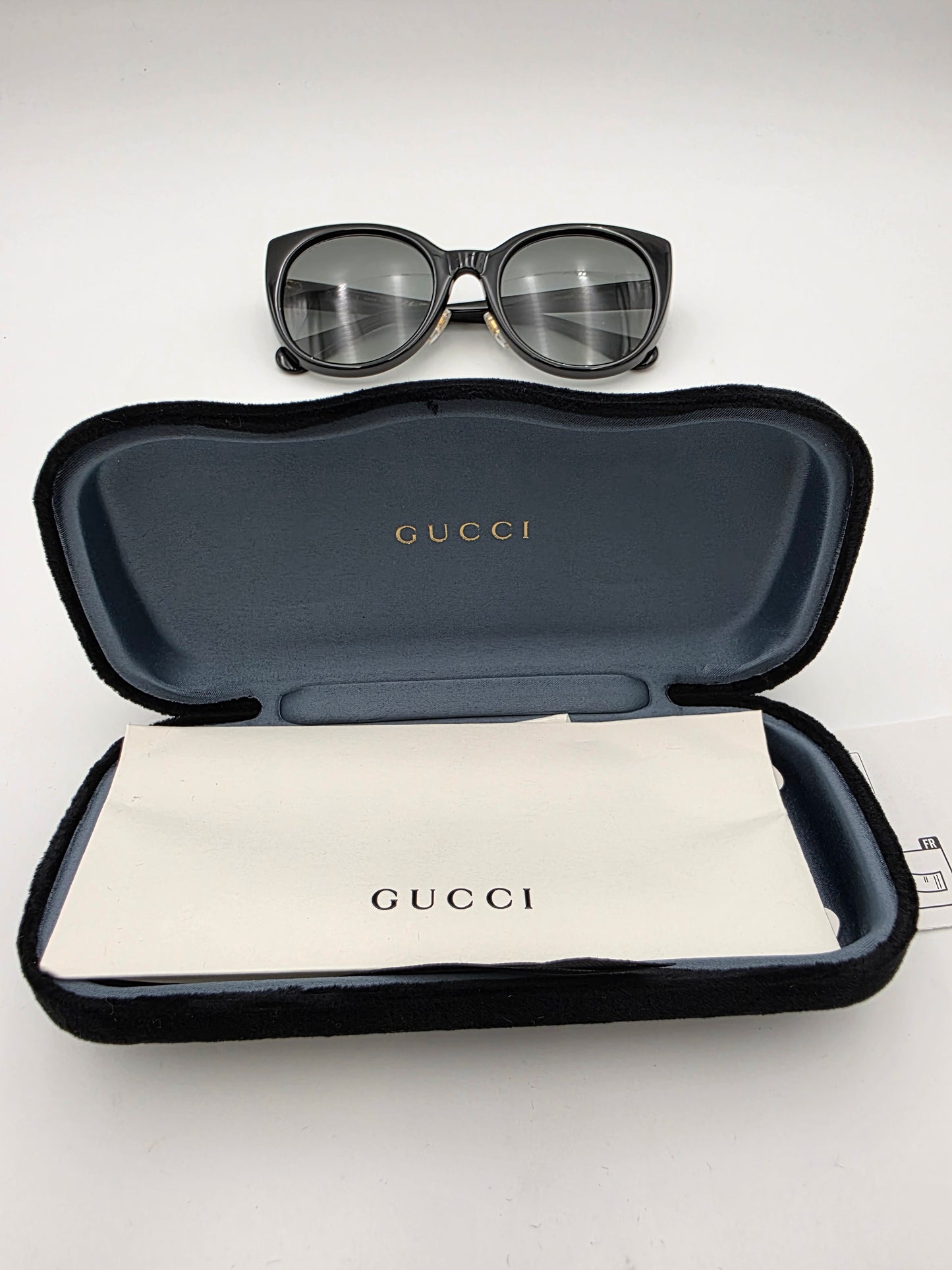 Gucci GG0369S Oversized Cat-Eye Sunglasses in Black