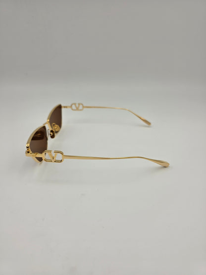 Valentino VLogo Sign VLS-135B-61 Low-Profile Cat-Eye Sunglasses in Light Gold