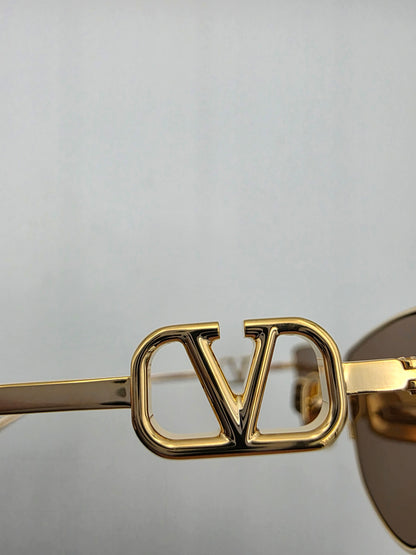 Valentino VLogo Sign VLS-135B-61 Low-Profile Cat-Eye Sunglasses in Light Gold