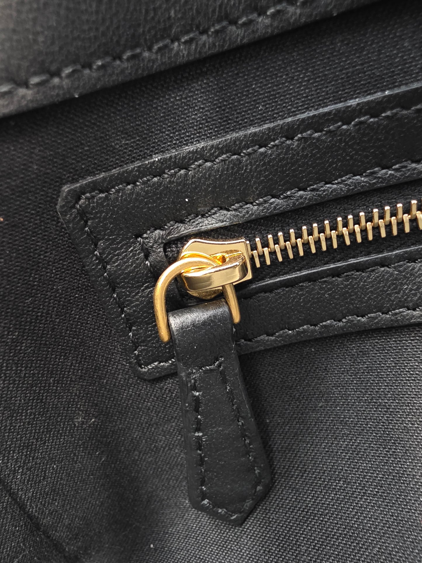 Fendi Baguette FF Motif Nappa Leather Bag in Black