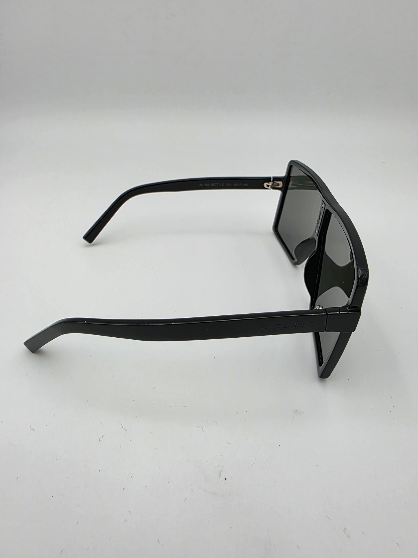 Saint Laurent SL 183 Betty S Mask Sunglasses in Black